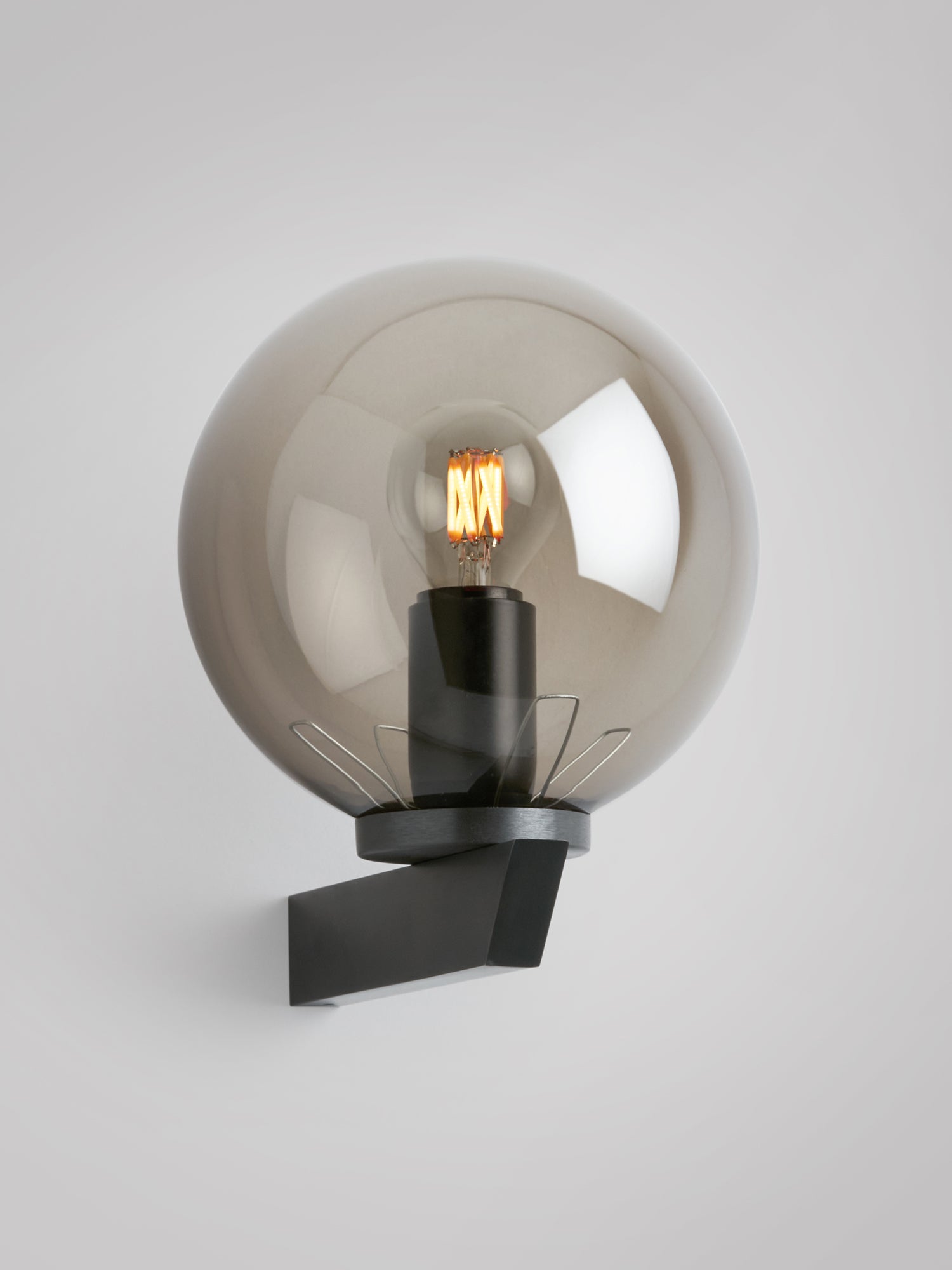 Gaia Short Wall Light