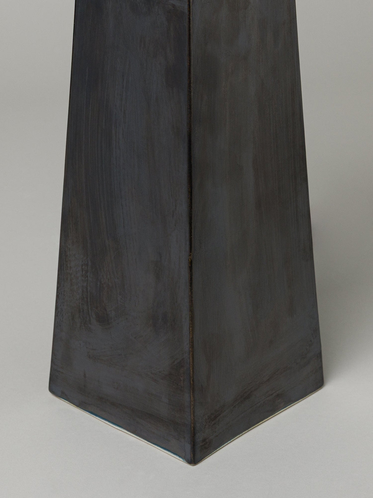 Osen Table Lamp Tall, Graphite / Faint Green Shade — alternate view