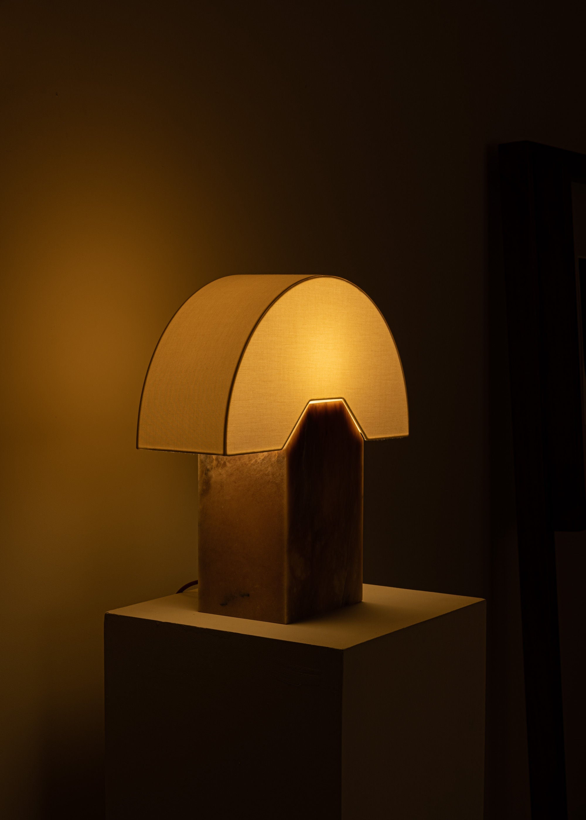 'Edna' Table Lamp in Tobacco Alabaster — side angle