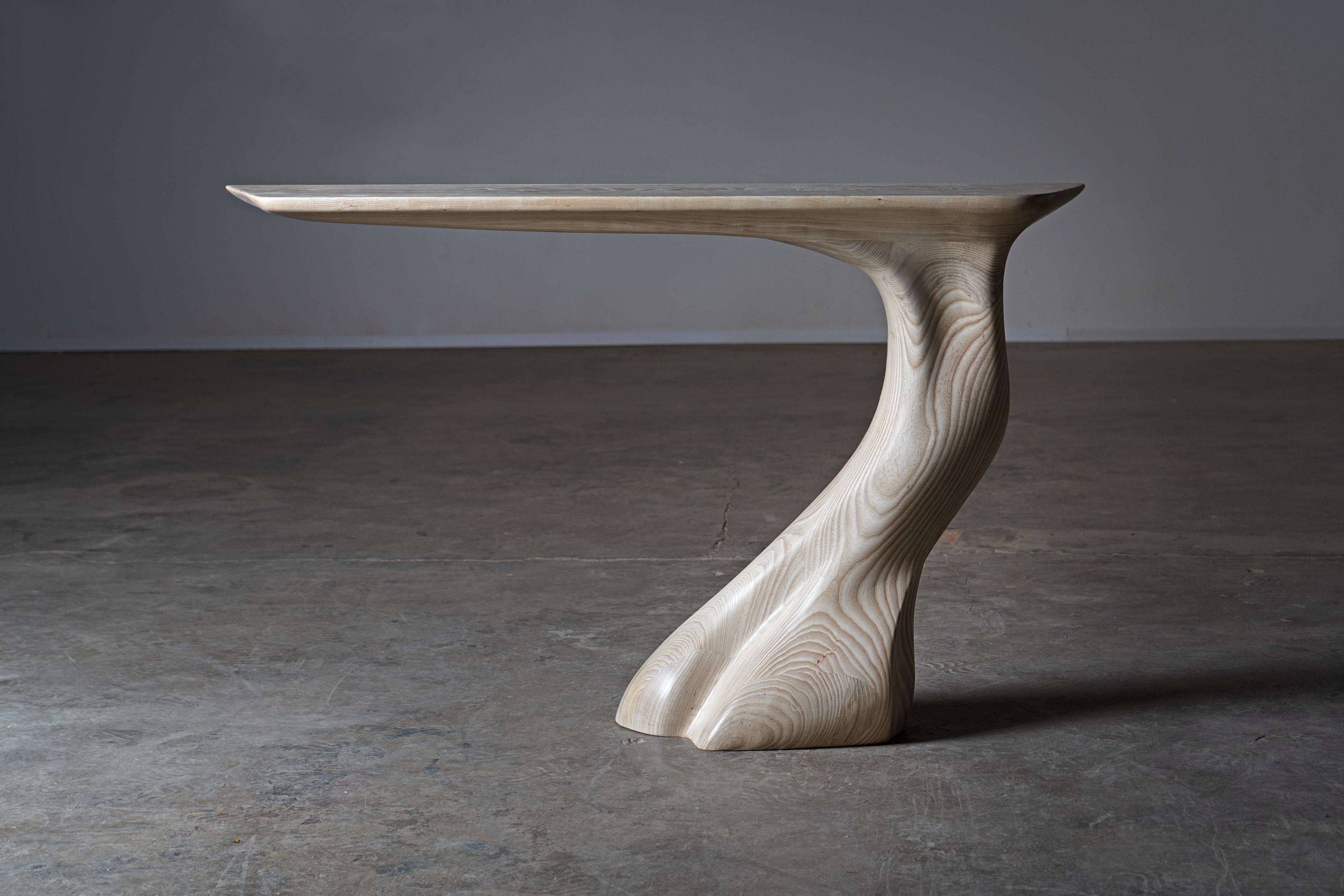 Sculptural Frolic console table in Ash wood by Amorph — variant detail