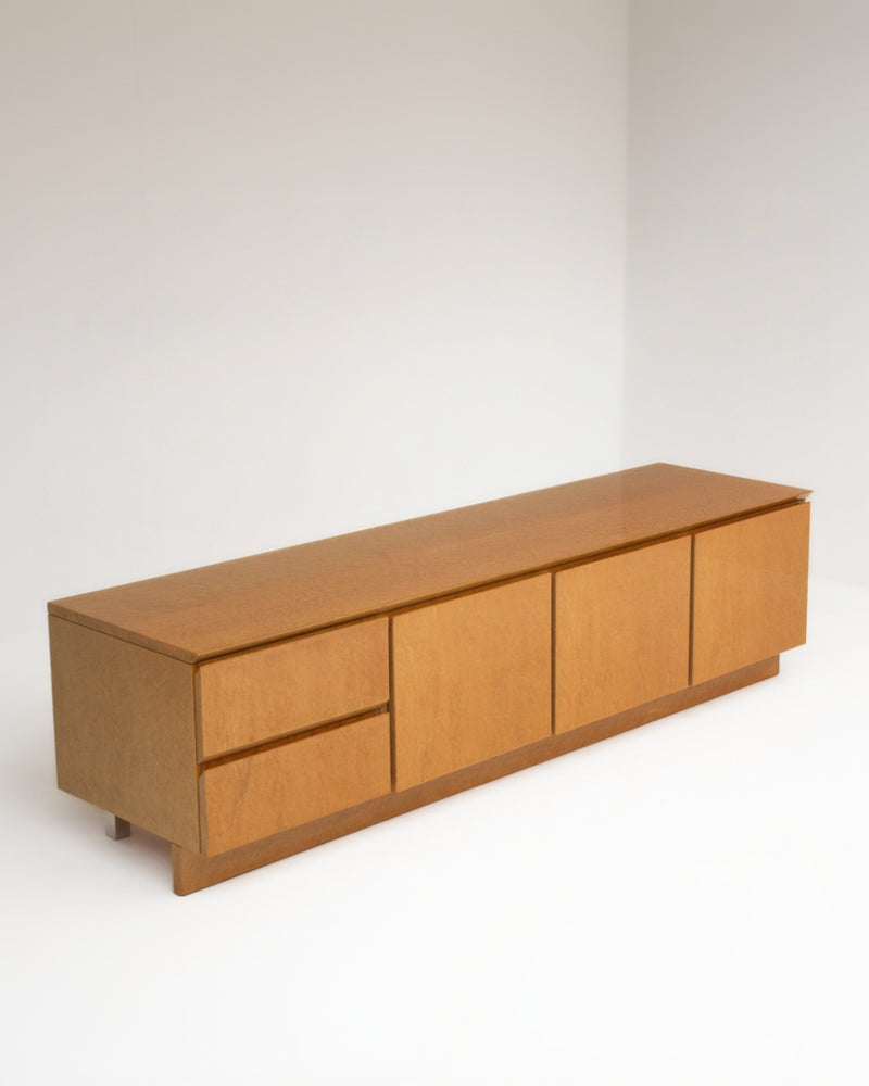 Burl Wood Sideboard by Giovanni Offredi for Saporiti — detail view