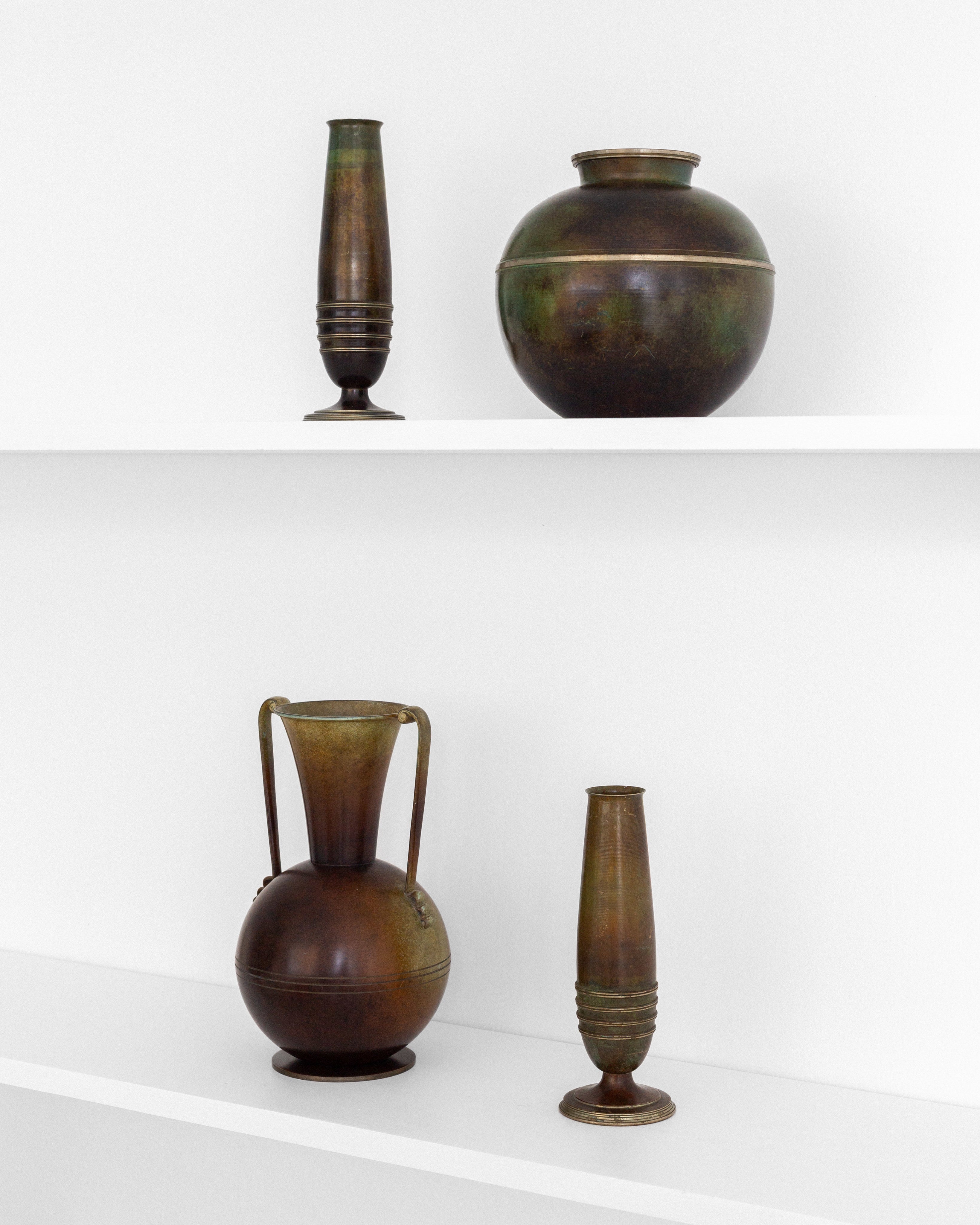 Vase Art Déco Élégant par Ystad-Metall, Suède, Années 1930