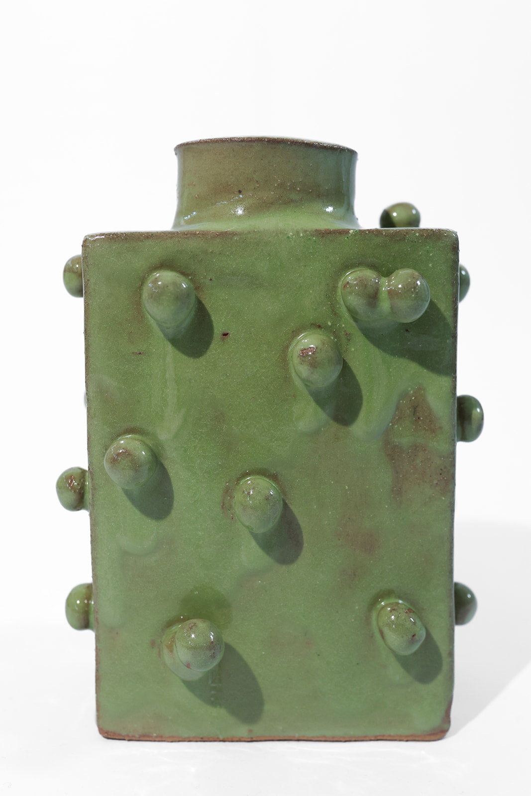 Sphères - Small chrysoprase ceramic vase — side angle showing textured green surface