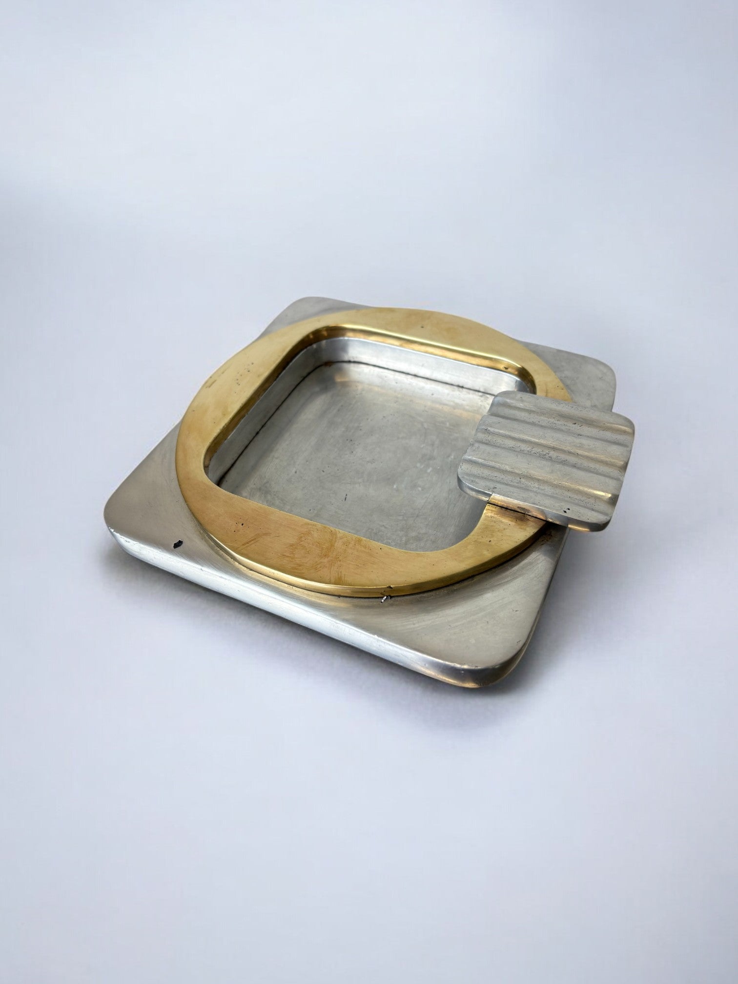 Sculptural brutalist ashtray by Leopold, Spain, 1970's — detail view