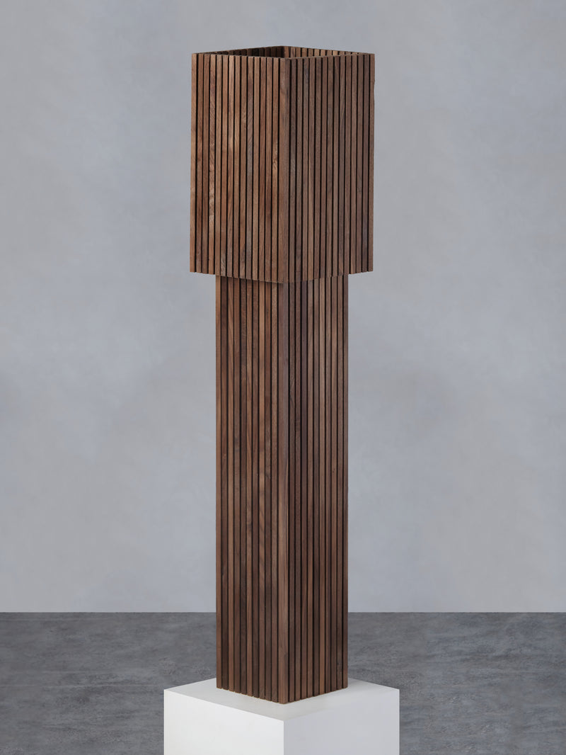 Wooden Parallilo Floor Lamp — close-up