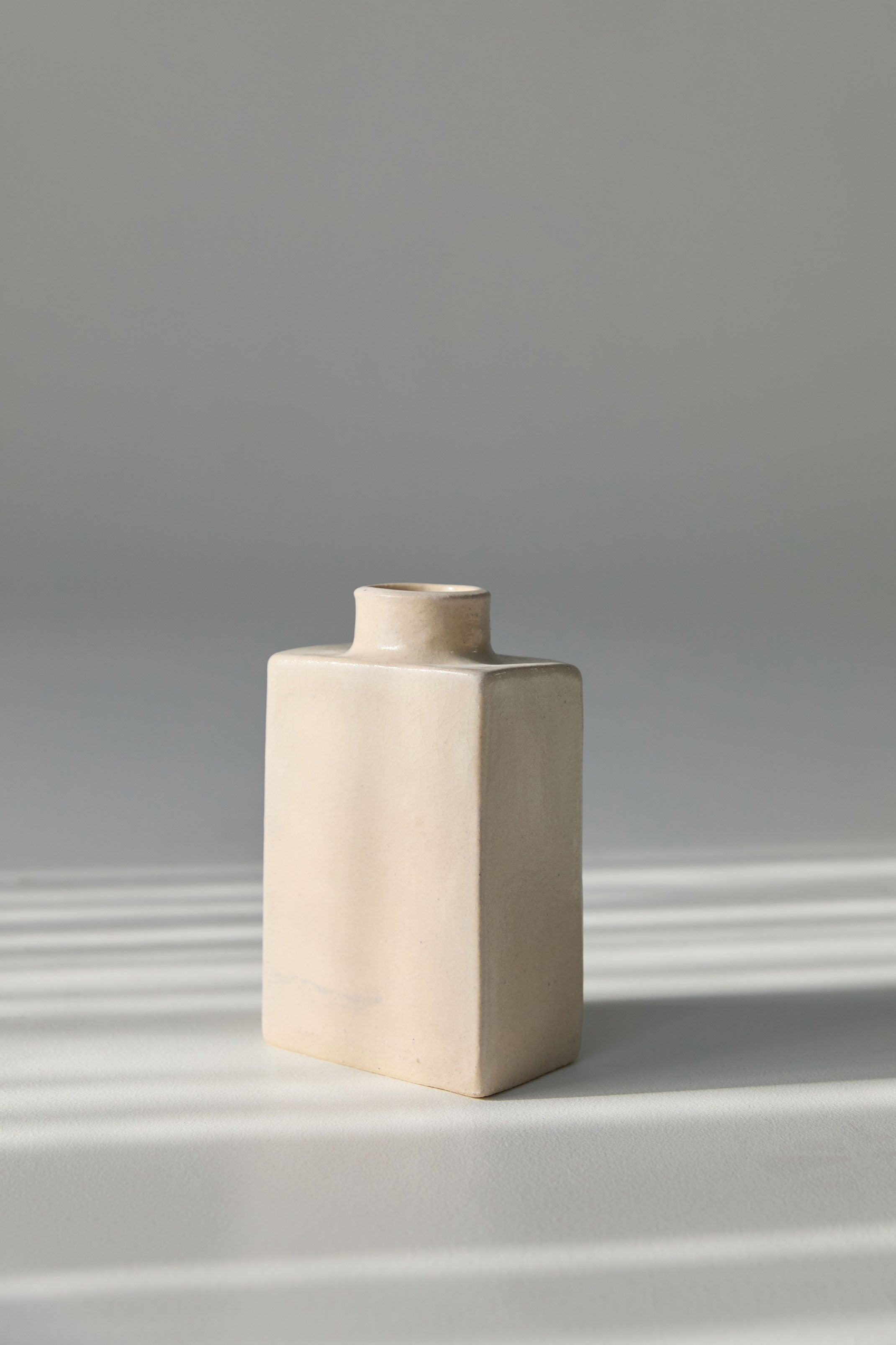 Cuubik Small Neige Ceramic Vase