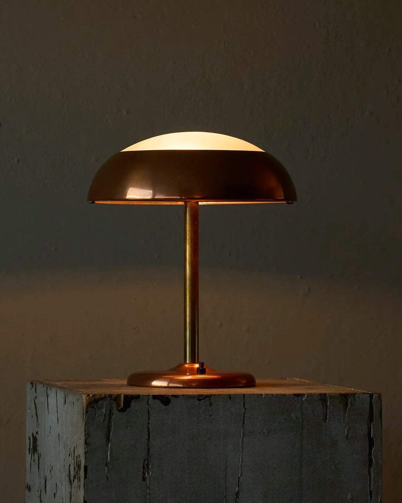 Art Deco Table Lamp in Patinated Copper, Brass and Satin Glass 1950s by ORNAMENTUM | The Oblist