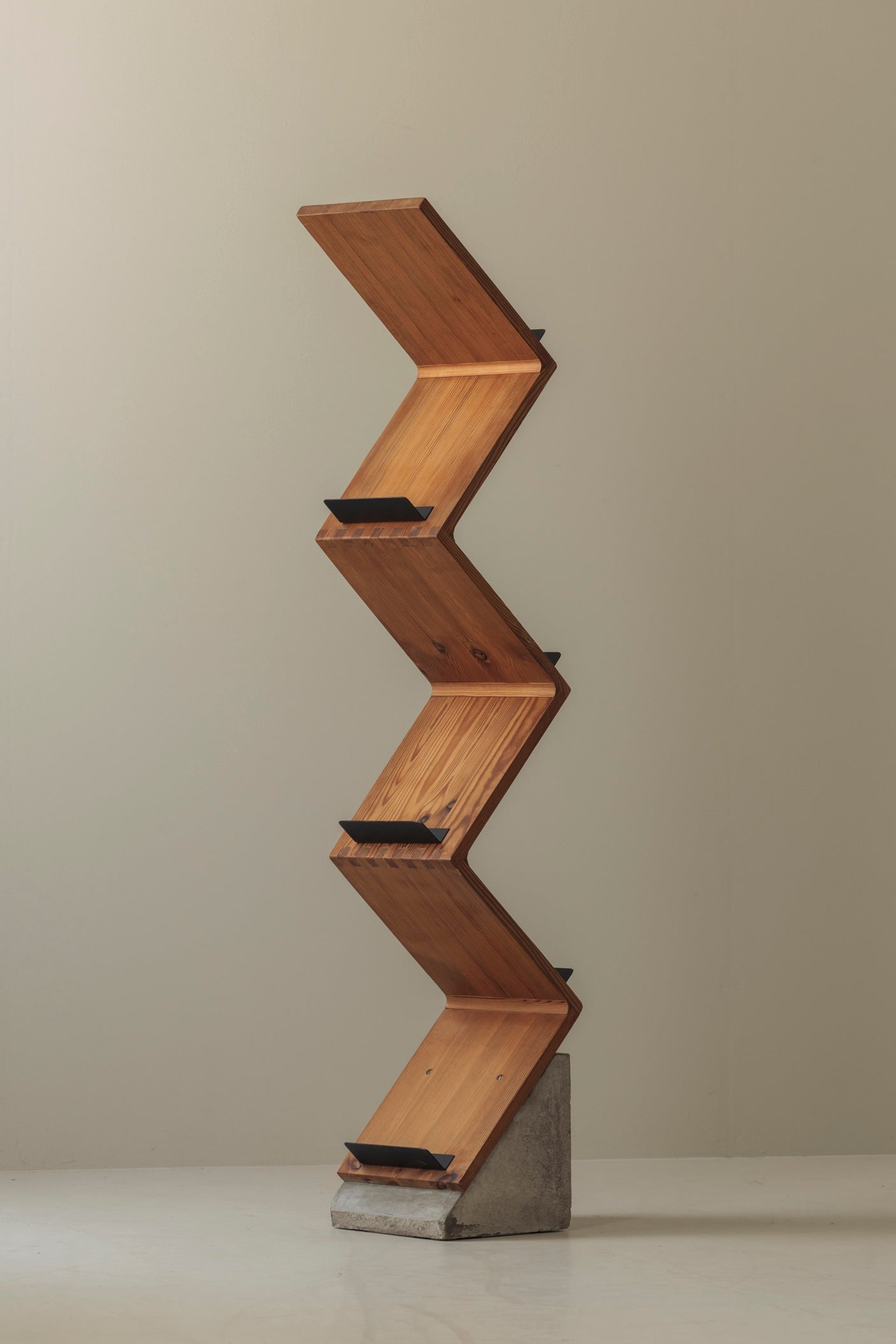 Sculptural Magazine Shelf Inspired by Jonas Bohlin's Iconic Zink Design, 1980s — alternate view