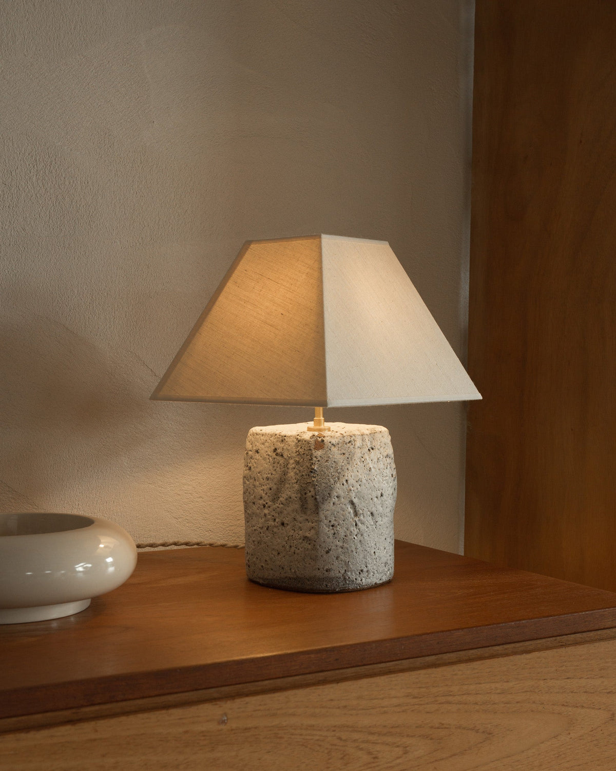 Météor S Table Lamps in Ceramic — detail view