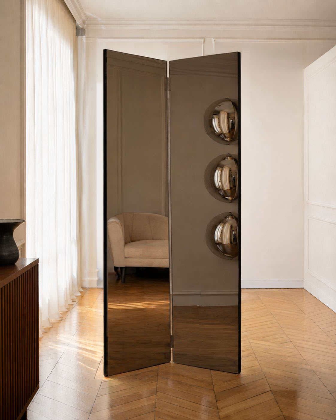 "The Paravan" Mirror Folding Screen II — close-up