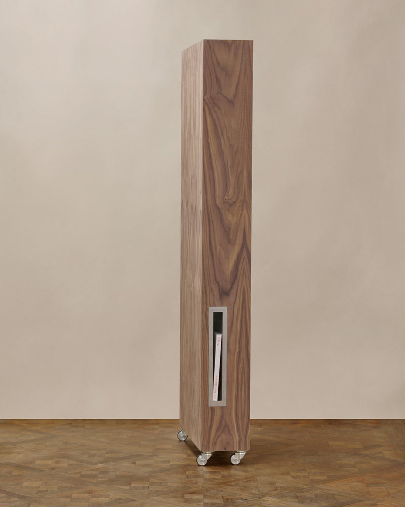 A book shelf by Teo Rhe | The Oblist