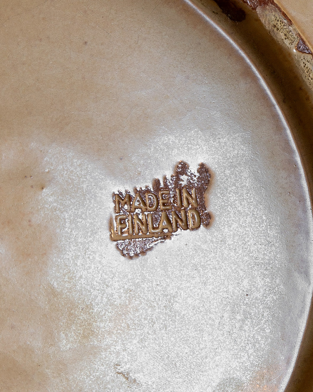 Large Art Deco Wall Plate by Wäinö Aaltonen, 1930s — back view showing maker's mark and finish