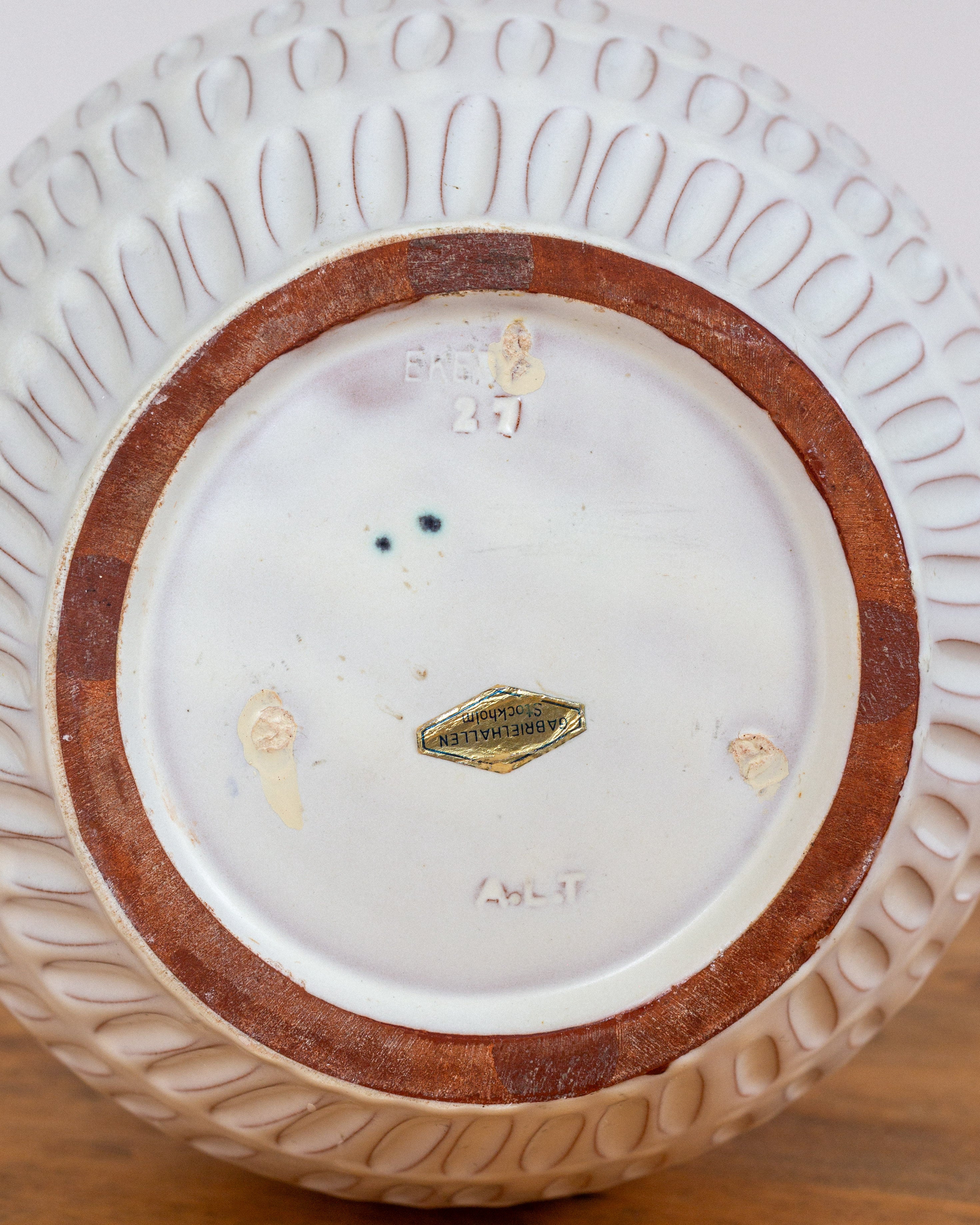 Anna-Lisa Thomson Floor Vase for Upsala-Ekeby, 1940s — bottom view showing maker's mark and texture