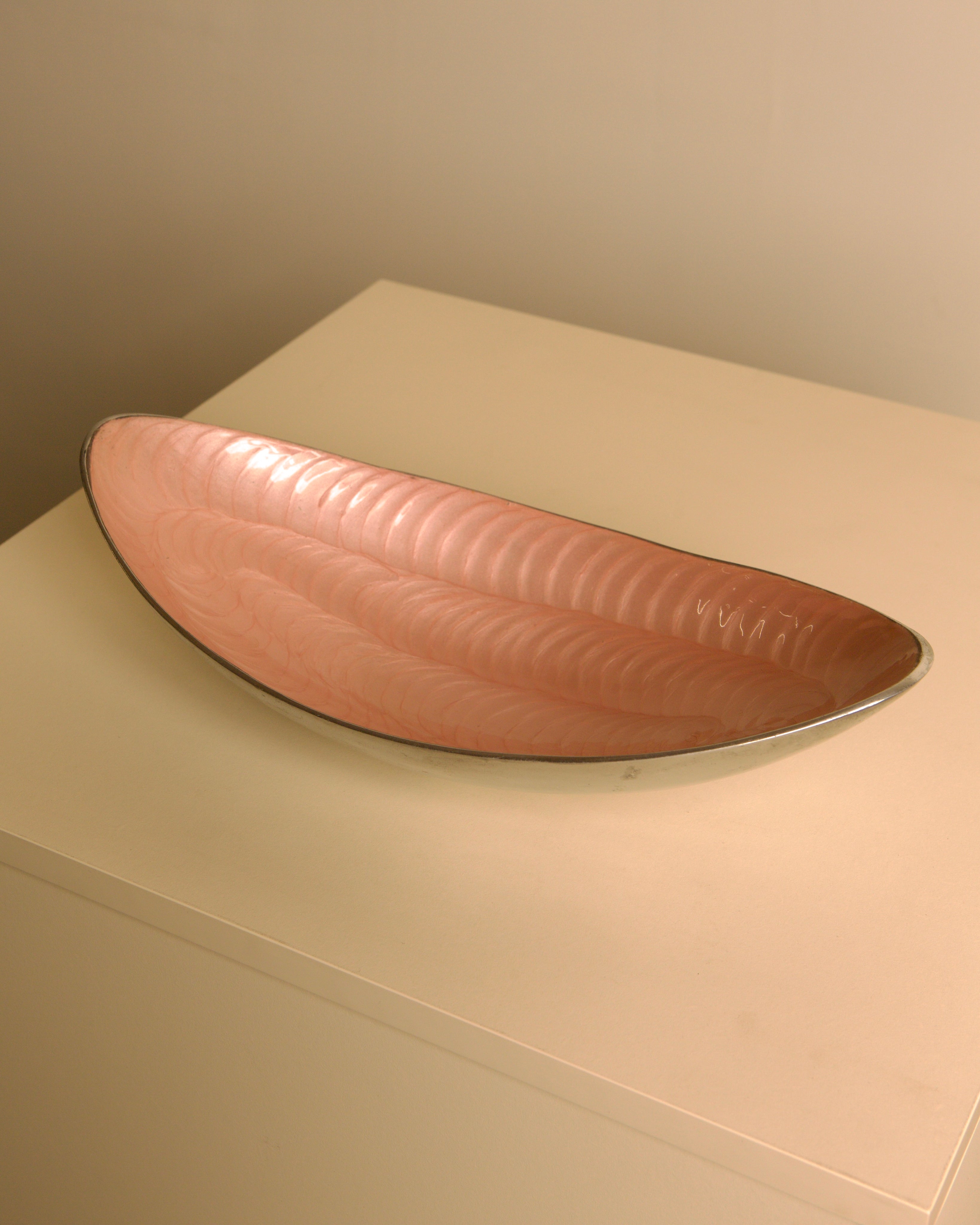 "Galassia" Pale Pink Aluminium Catchall Dish by Brandani, 1980s — side angle