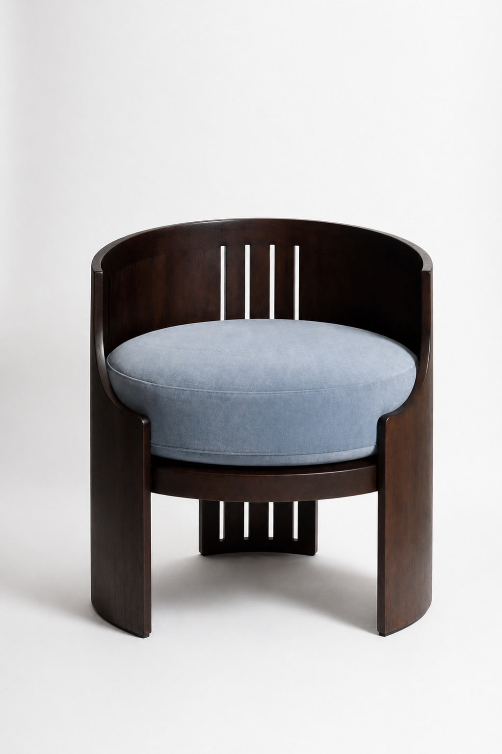 Le Fauteuil 01 by Tassiana Laurre — variant detail