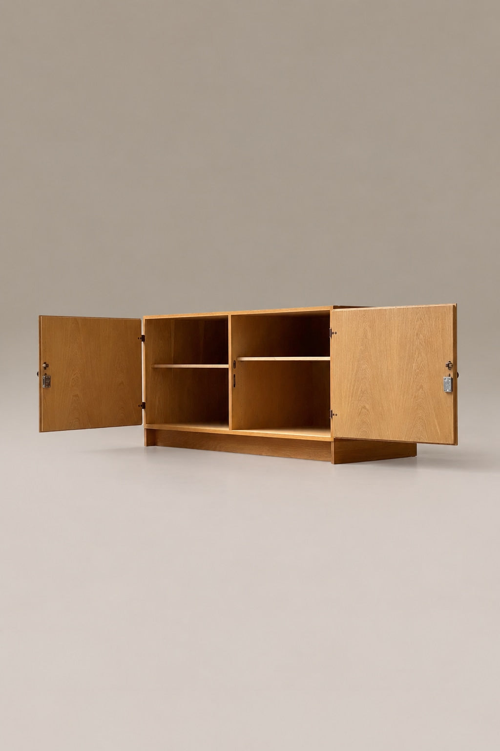 Rare Børge Mogensen Oak Cabinet for Karl Andersson & Söner, 1960s — close-up