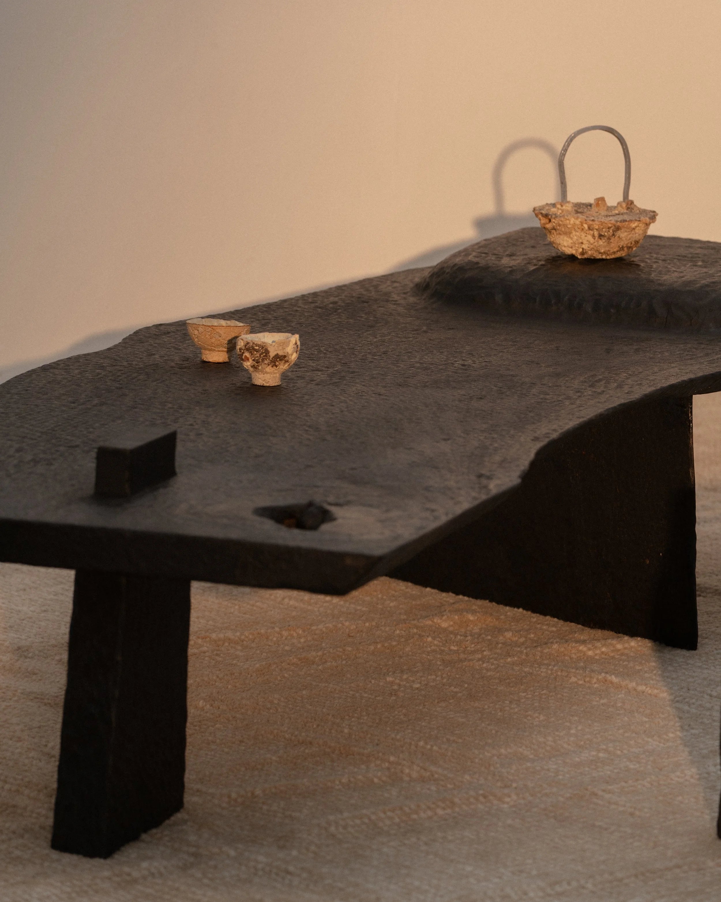 Massif Table — in context