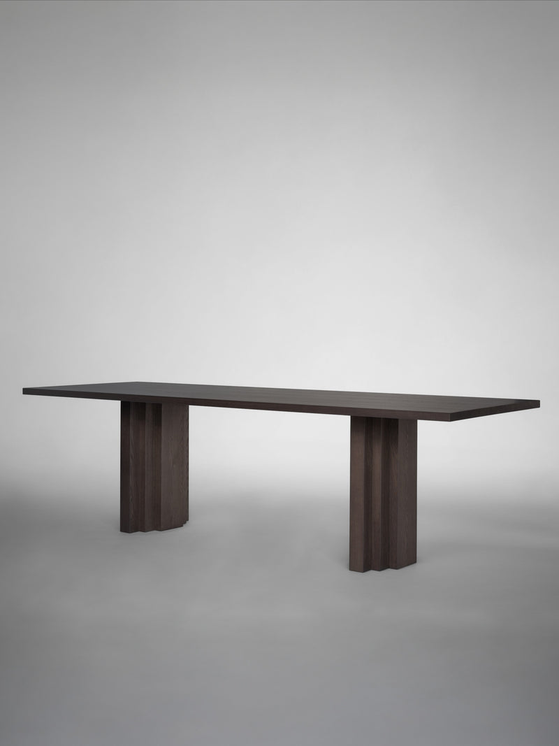 Brut Slim Table — detail view