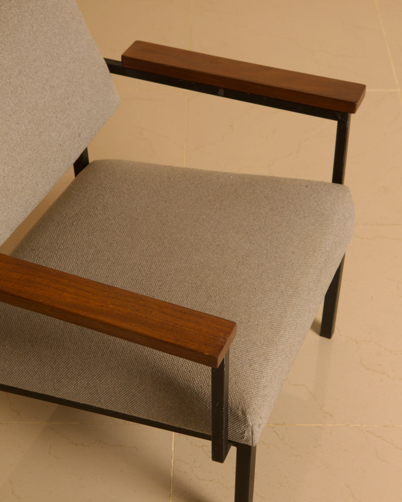 Lounge Chair by Gijs van der Sluis, 1960s — close-up of gray fabric seat and wooden armrests