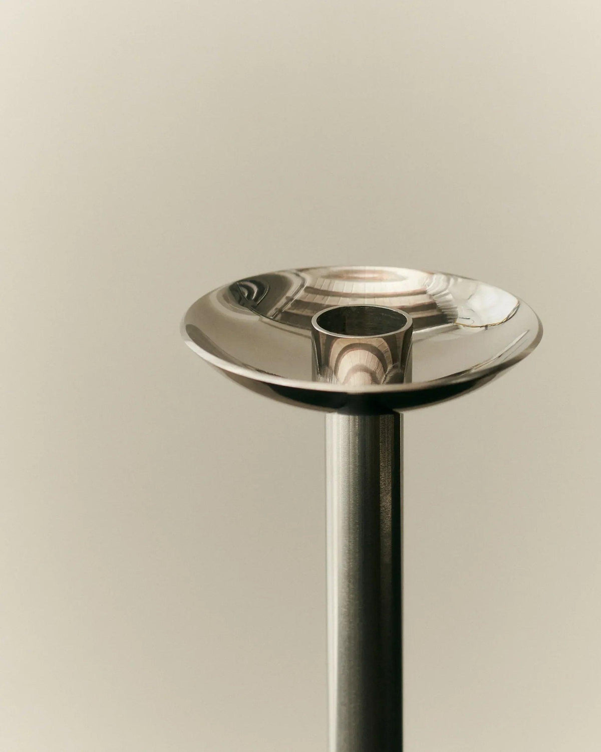 METAL CHAMPAGNE CANDLE HOLDER, LOW — side angle