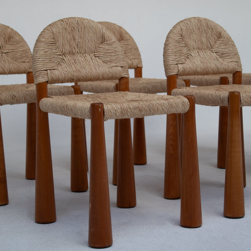 Set of 6 “Toscanolla” Dining Chairs by Alessandro Becchi for Giovannetti | The Oblist — natural fiber, wooden legs