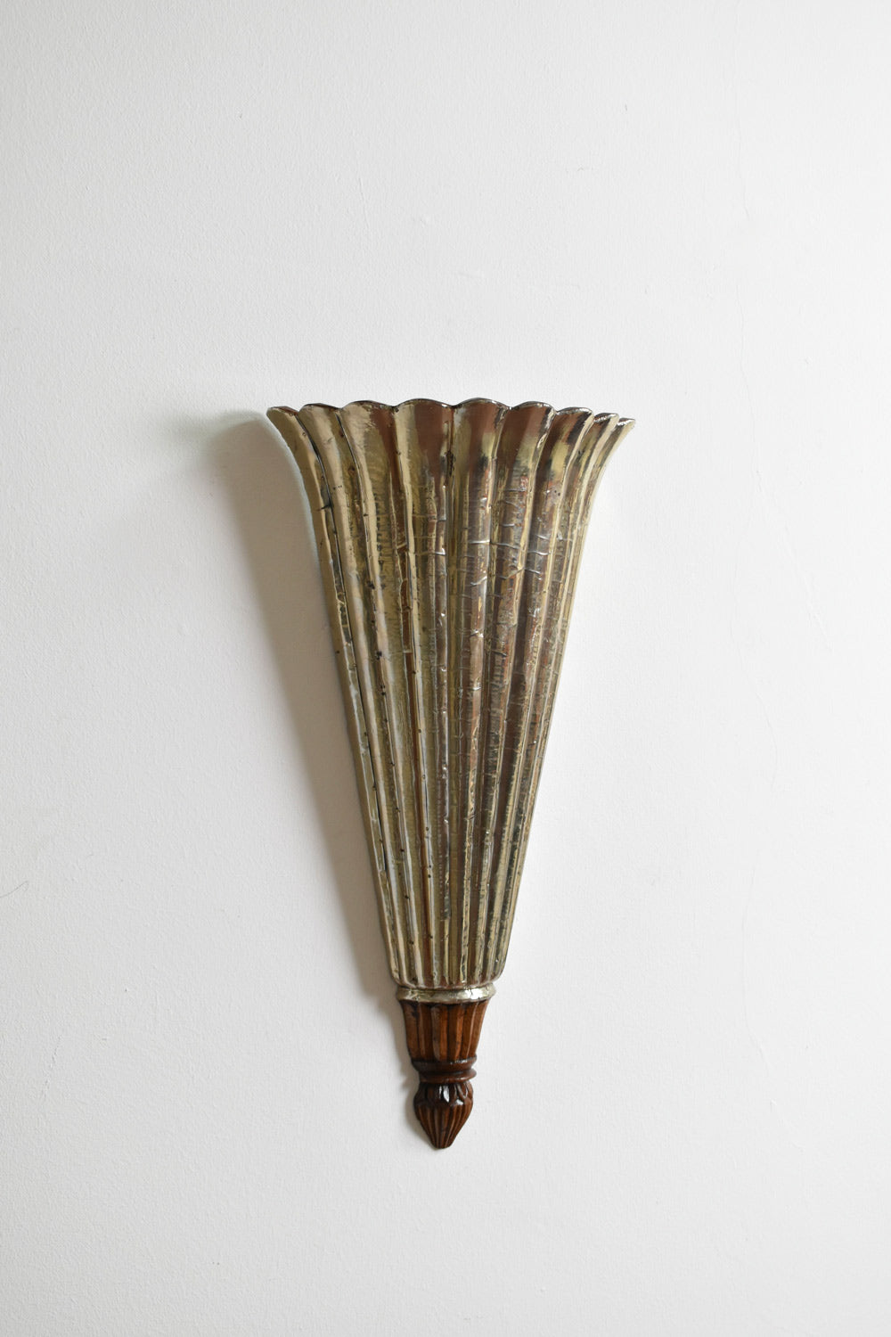Pair of horn-shaped wall lamps, 1920s — lifestyle setting