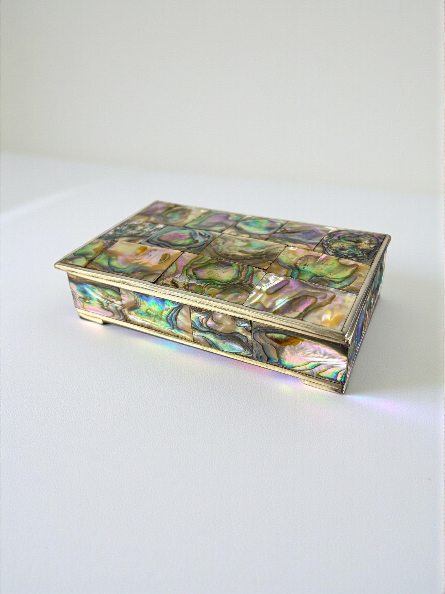 Abalone shell vanity box, Alpaca and wood, Mexico, Circa 1960's — close-up