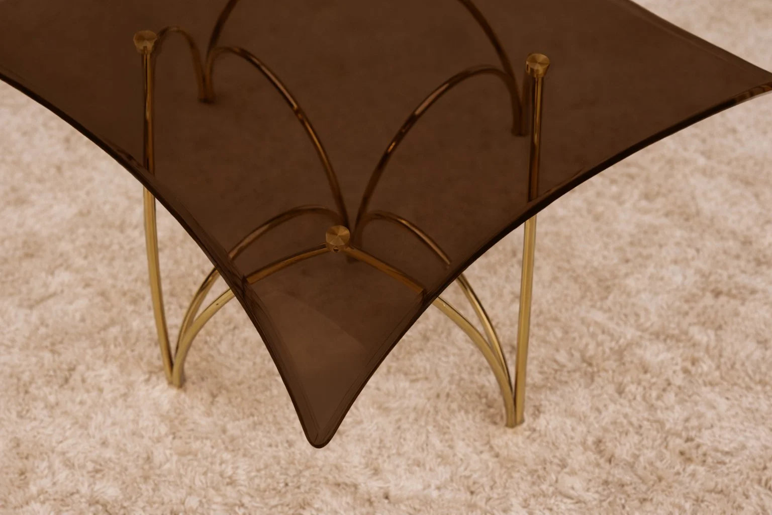 ARCH Side Table - Clear Glass — close-up