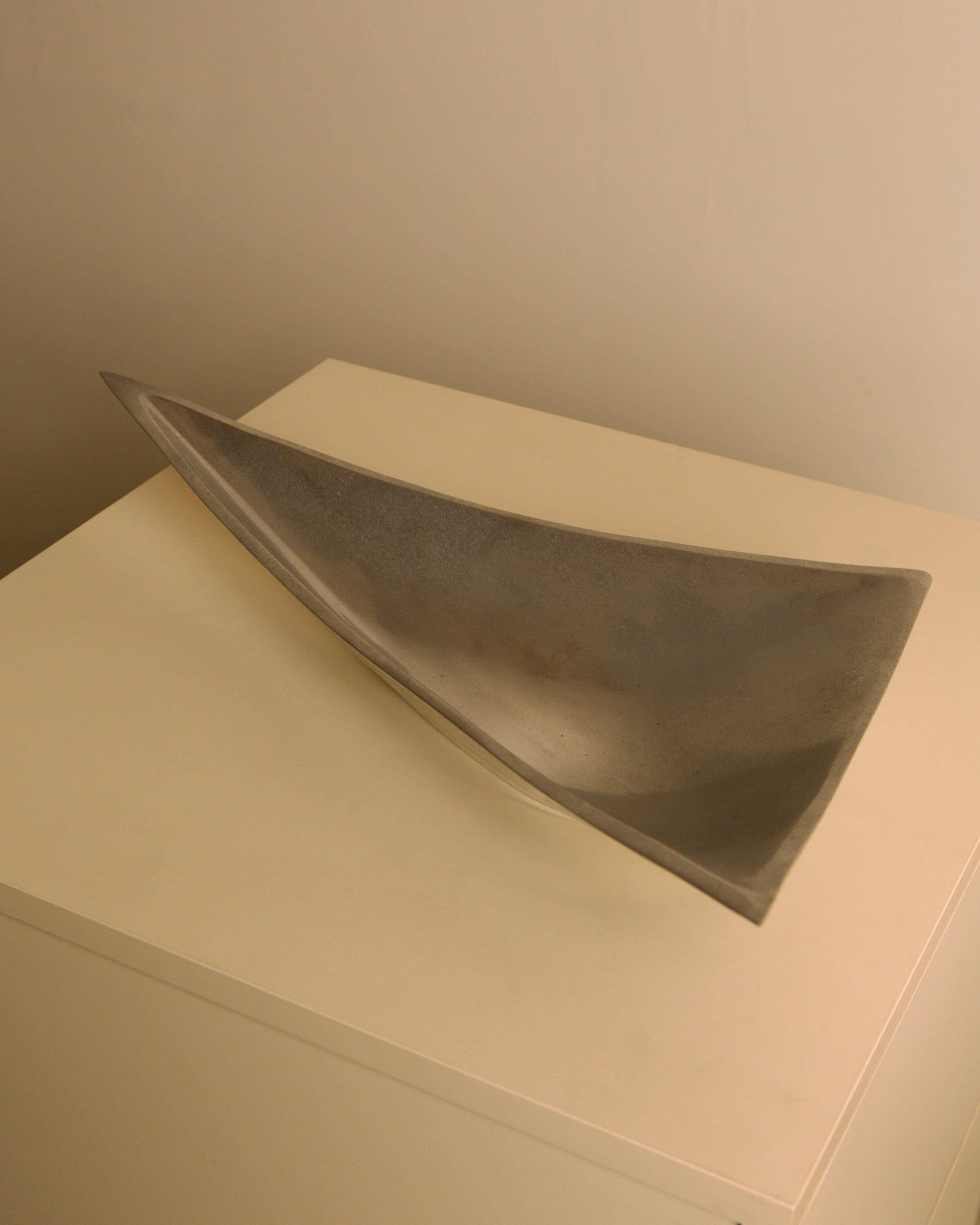 Italian "Triangle" aluminium catch-all, 1980s — detail view