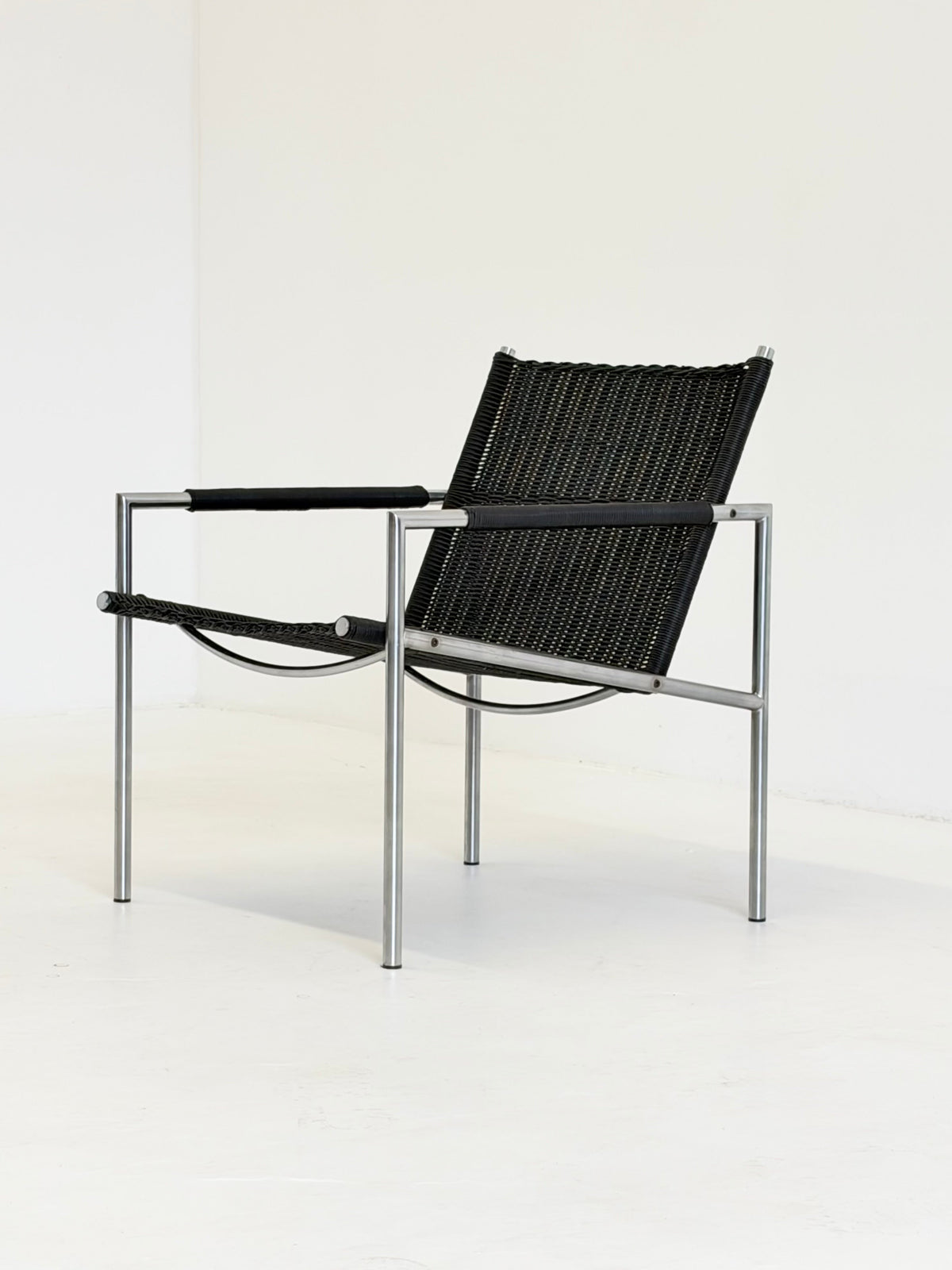 Martin Visser SZ 01 Armchair for Spectrum in Black by Wintage | The Oblist