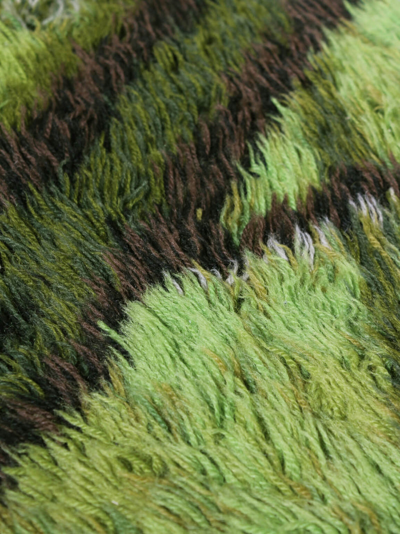 Marianne Richter "Kolmården" Pure Wool Rya Rug, 135x200cm — close-up of green wool texture