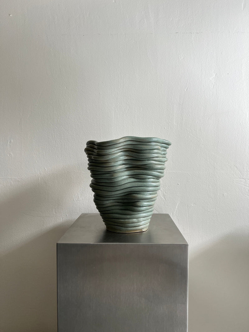 Handsculpted Ceramic Vase Mid Green by 2222Studio | The Oblist