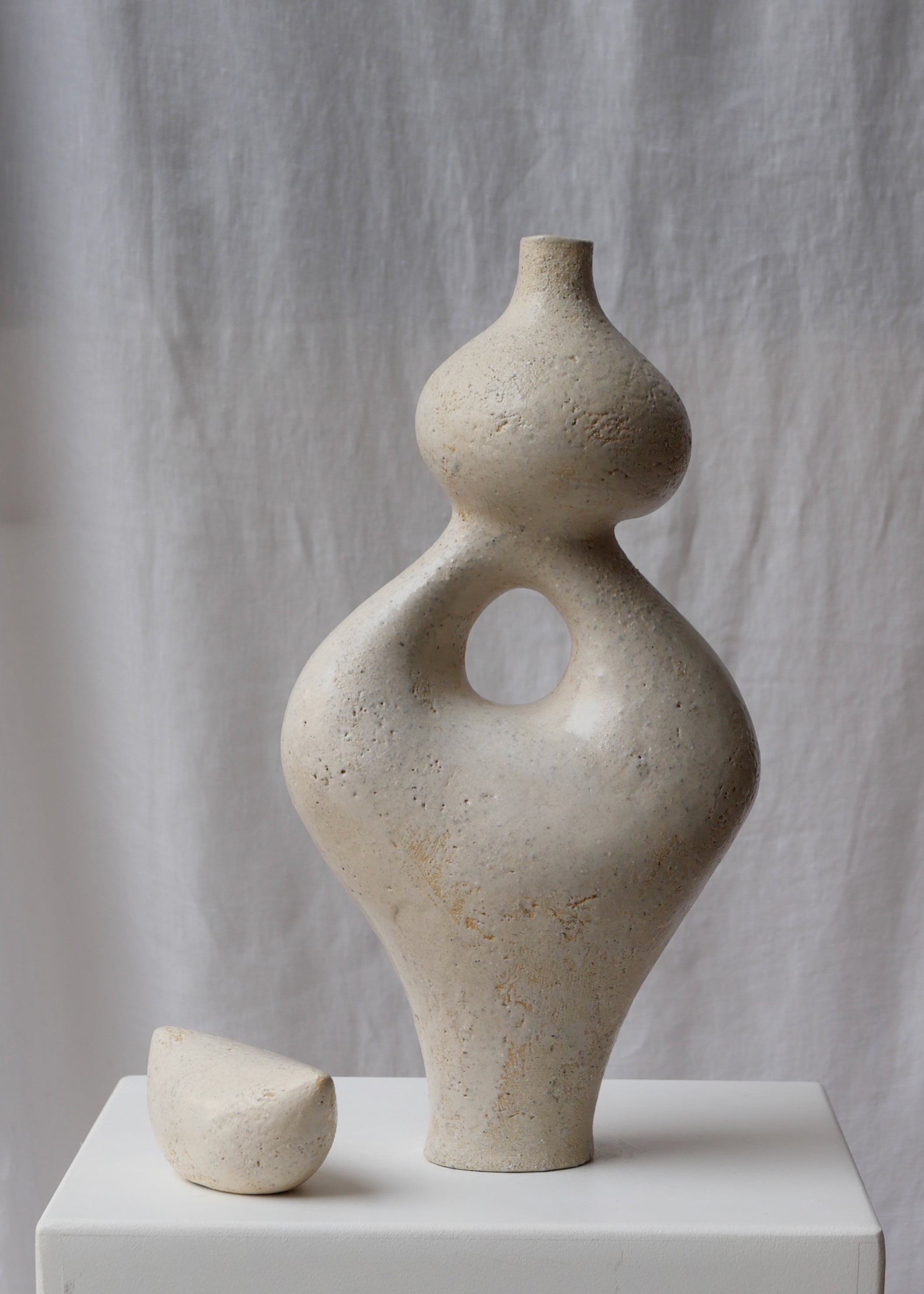 Ava Totem — close-up