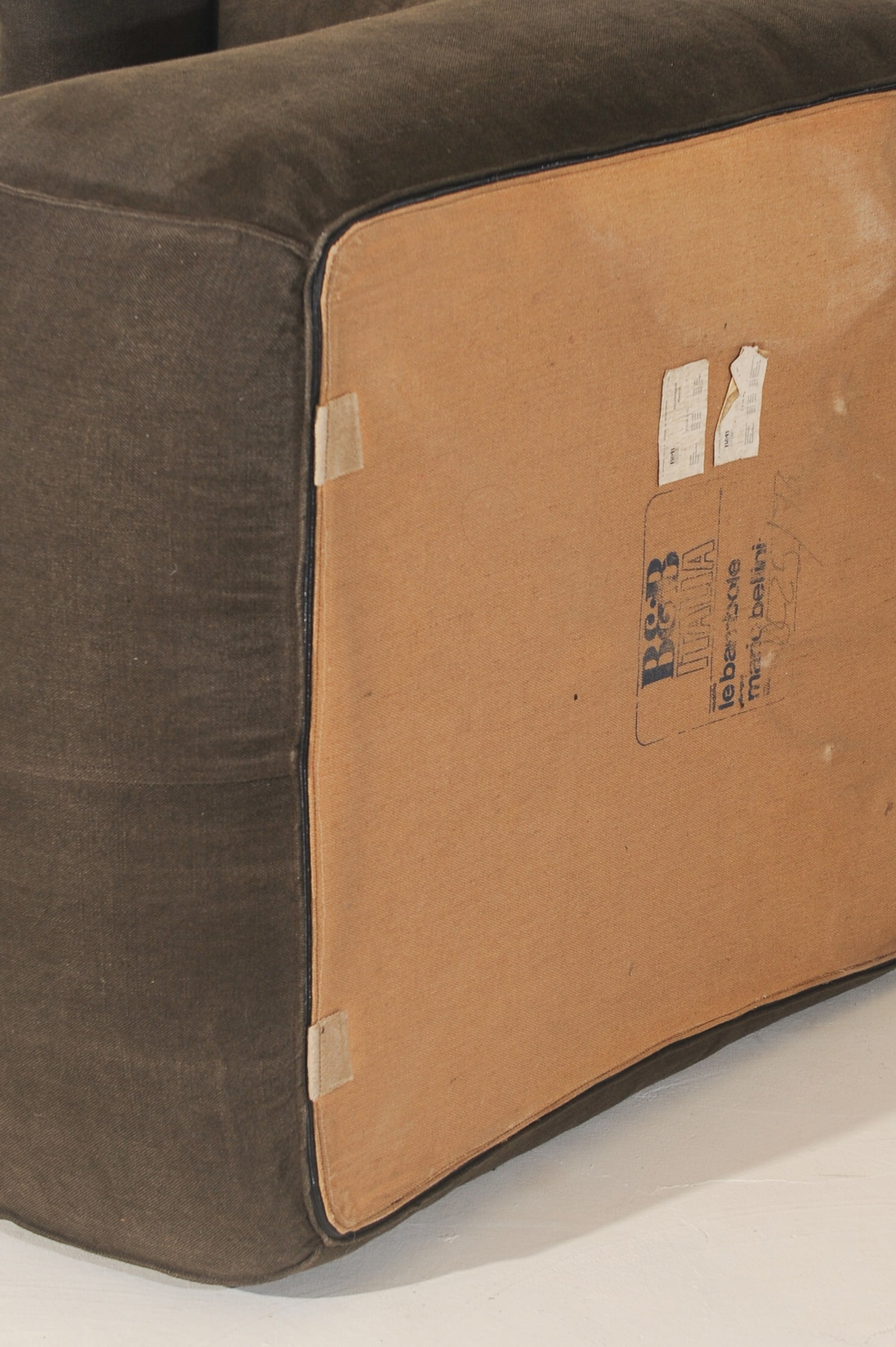 Rare Le Bambole Set of Lounge Chairs by Mario Bellini for B&B Italia, 1971 — view 10