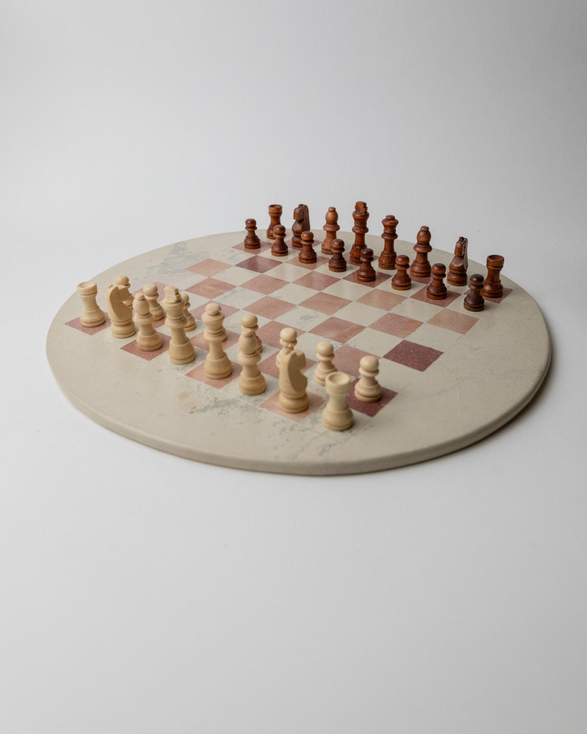 Vintage 1980s round Marble Chess Set, Beige and Rose Marble Chess Board with Wooden Pieces, Classic Strategy Game, Table Game, Gift Idea by Bottega Jacobs