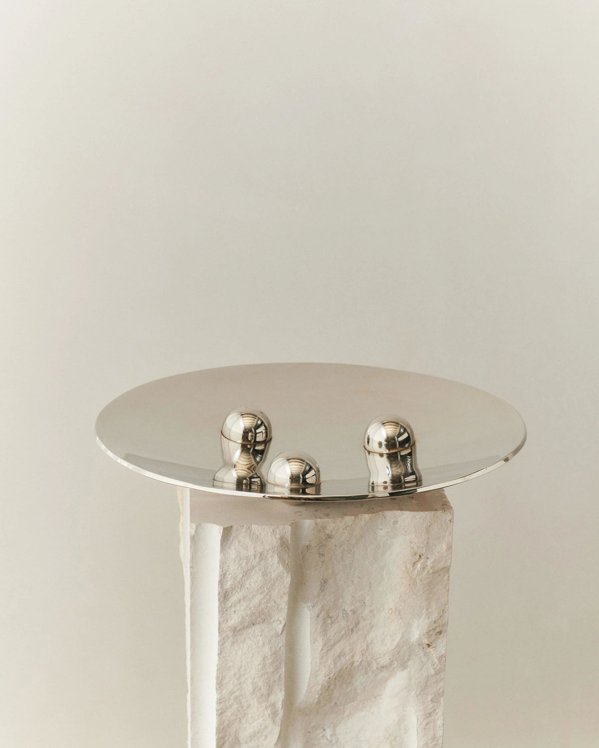 THE ROE STUDIO TRAY OBJECT 002 — side angle