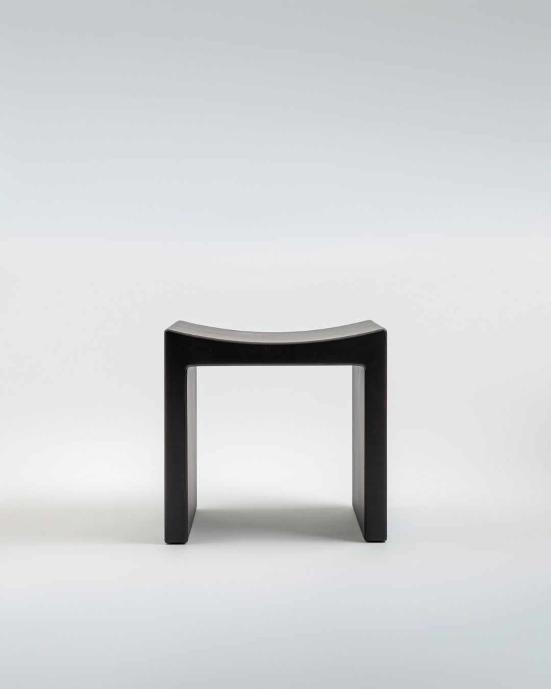 Basilio Stool by Giuseppe Rivadossi — lifestyle setting