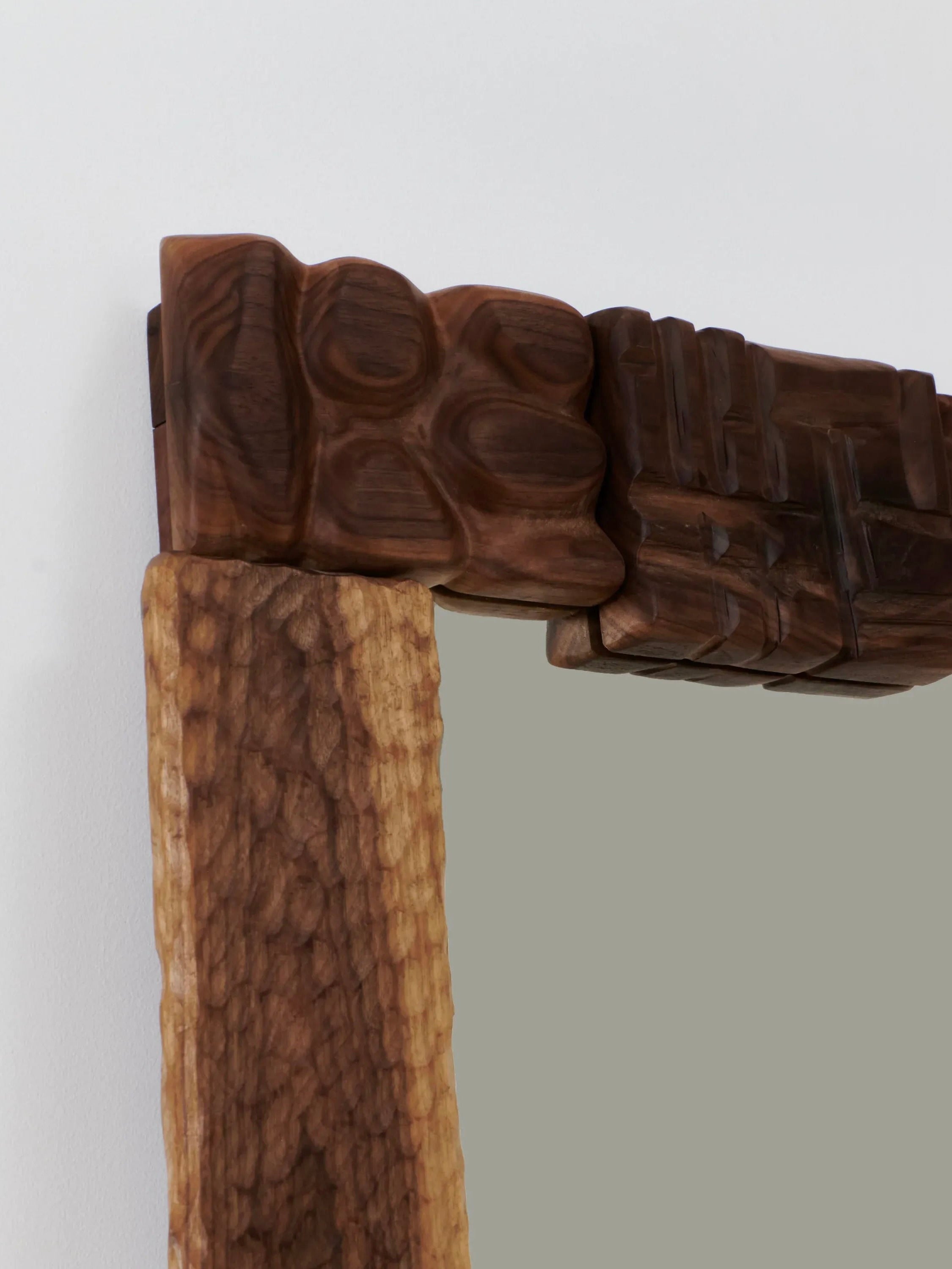 Catarina Mirror — side angle