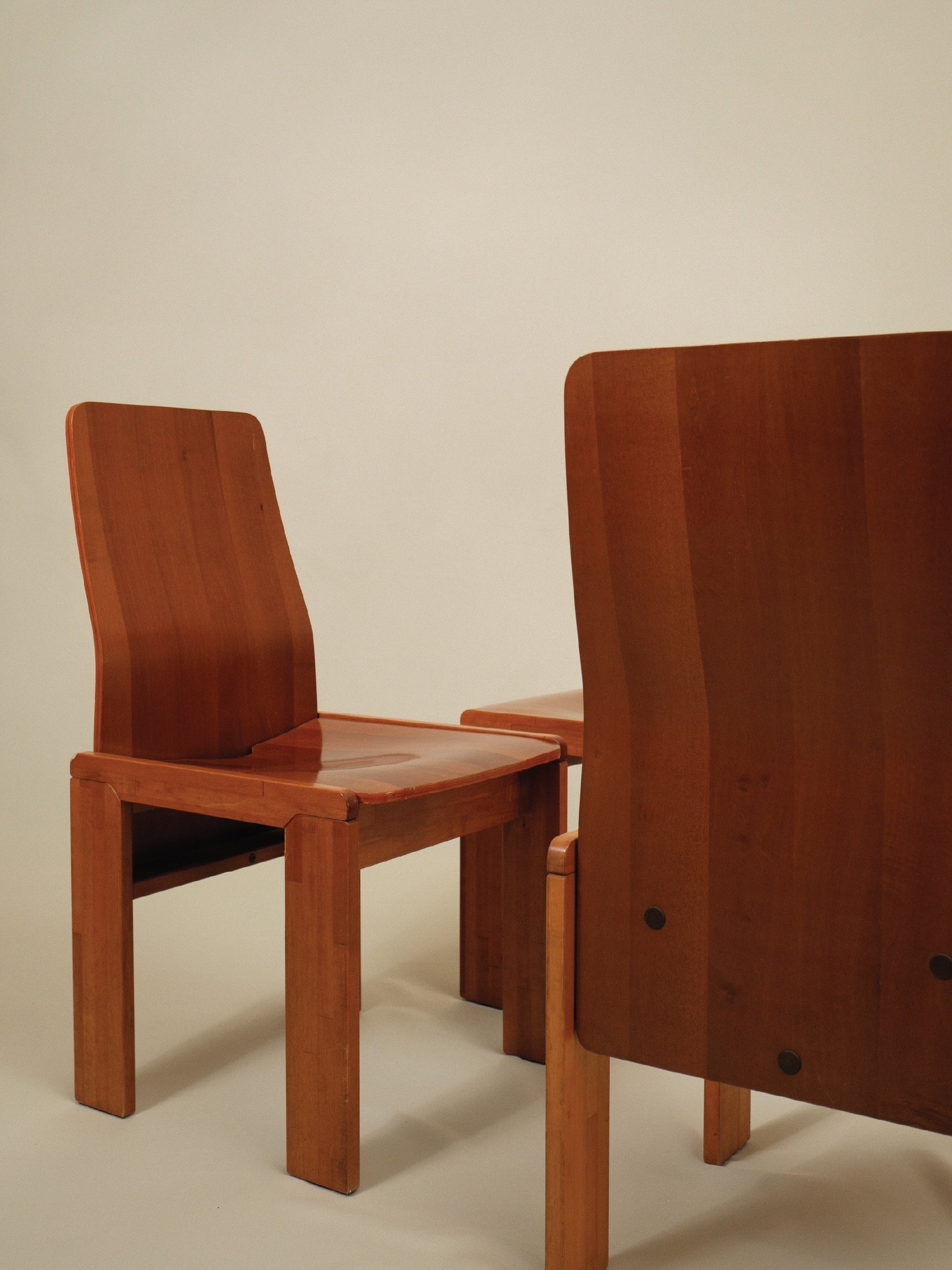 Enzo Berti Set of 6 Wood Chairs — lifestyle setting