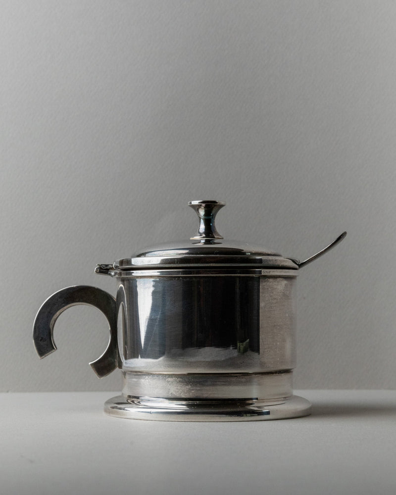 Silver-Plated Lid Box, Art Deco, Italy 1930s — close-up of polished silver surface