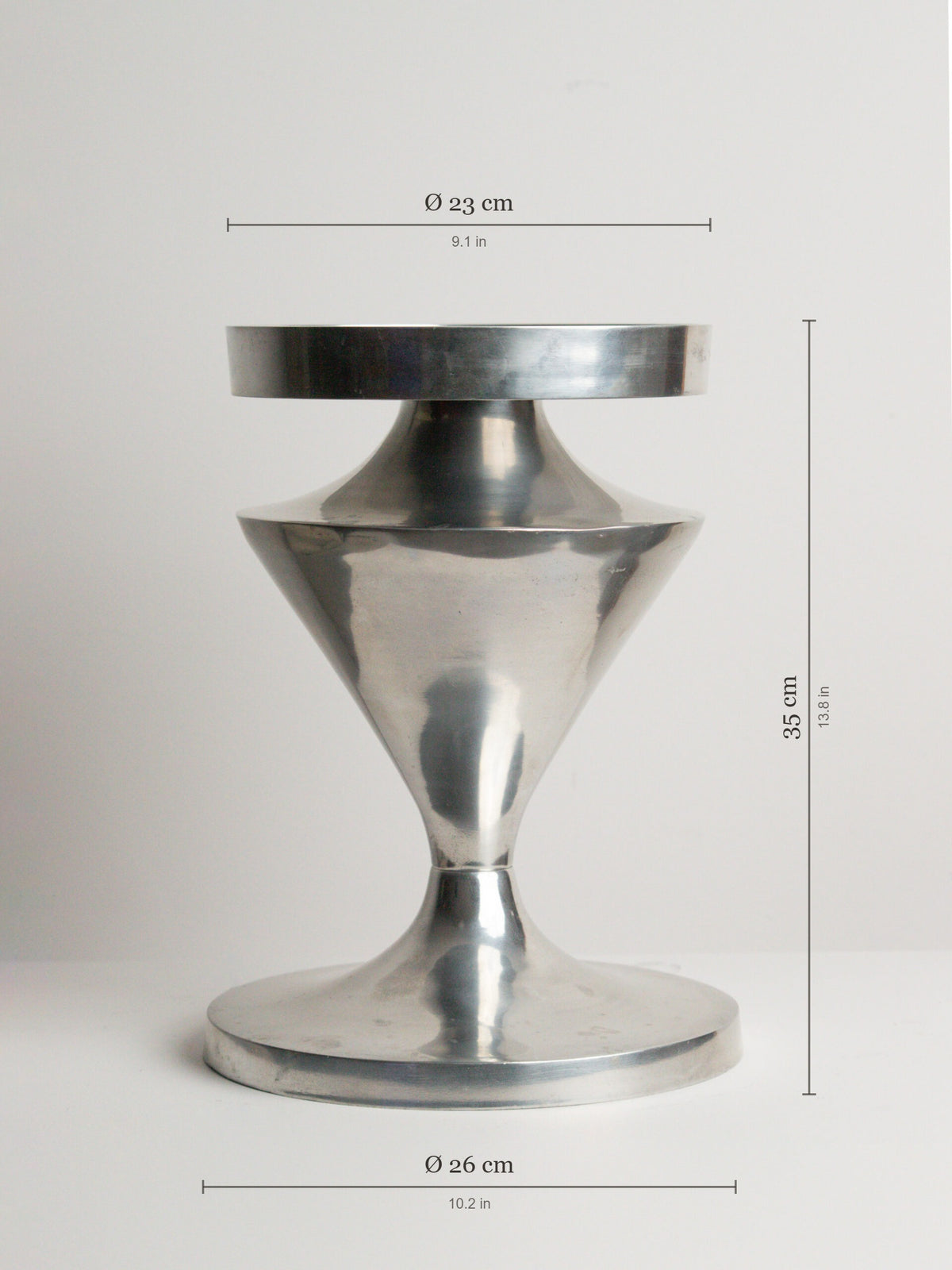 Hourglass Pedestal Stand with Lift-Off Tray, Polished Aluminium, Space Age 1970s — detail view