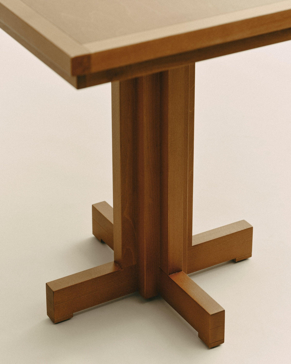 FRANKIE TABLE — view 9