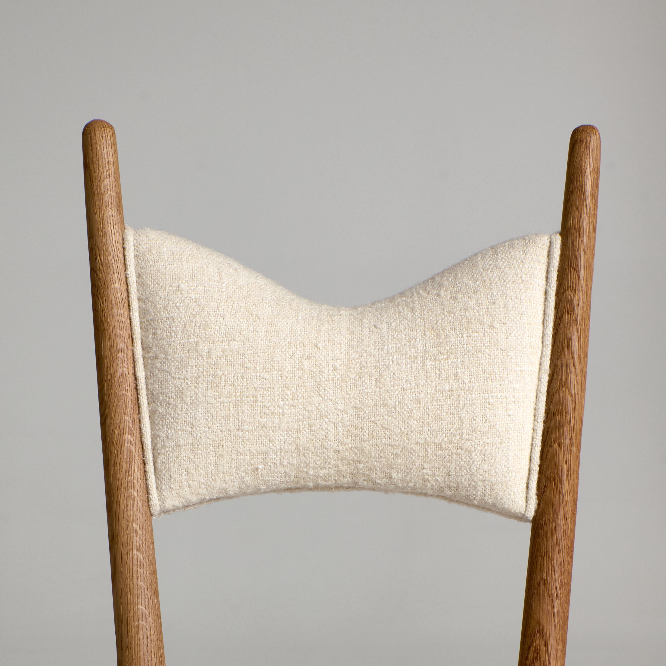 Perícia Dining chair — close-up