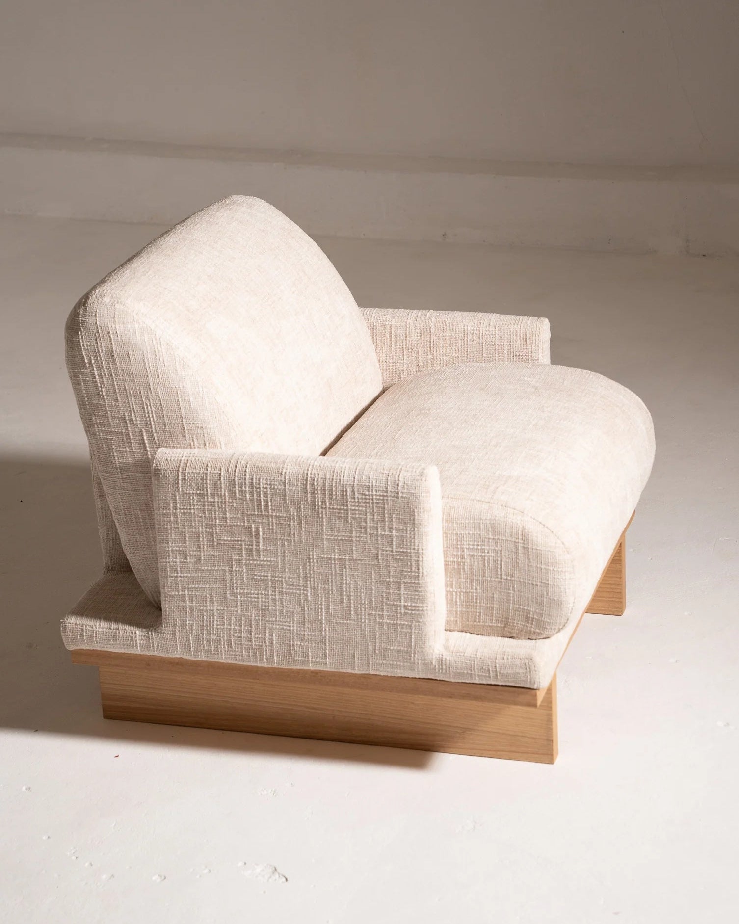 'Apausa 2' Armchair