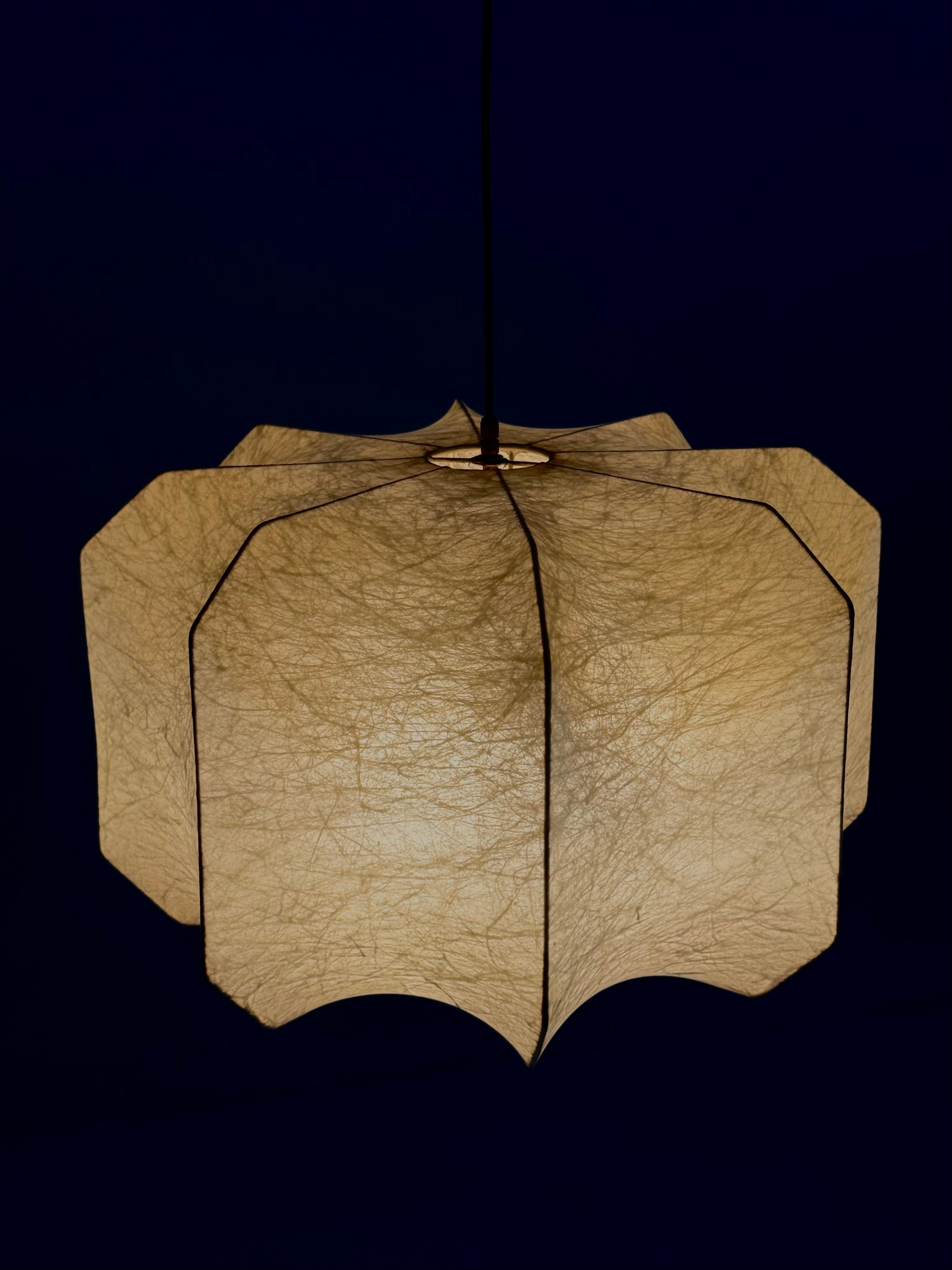Achille & Pier Giacomo Castiglioni Cocoon lamp — view 10