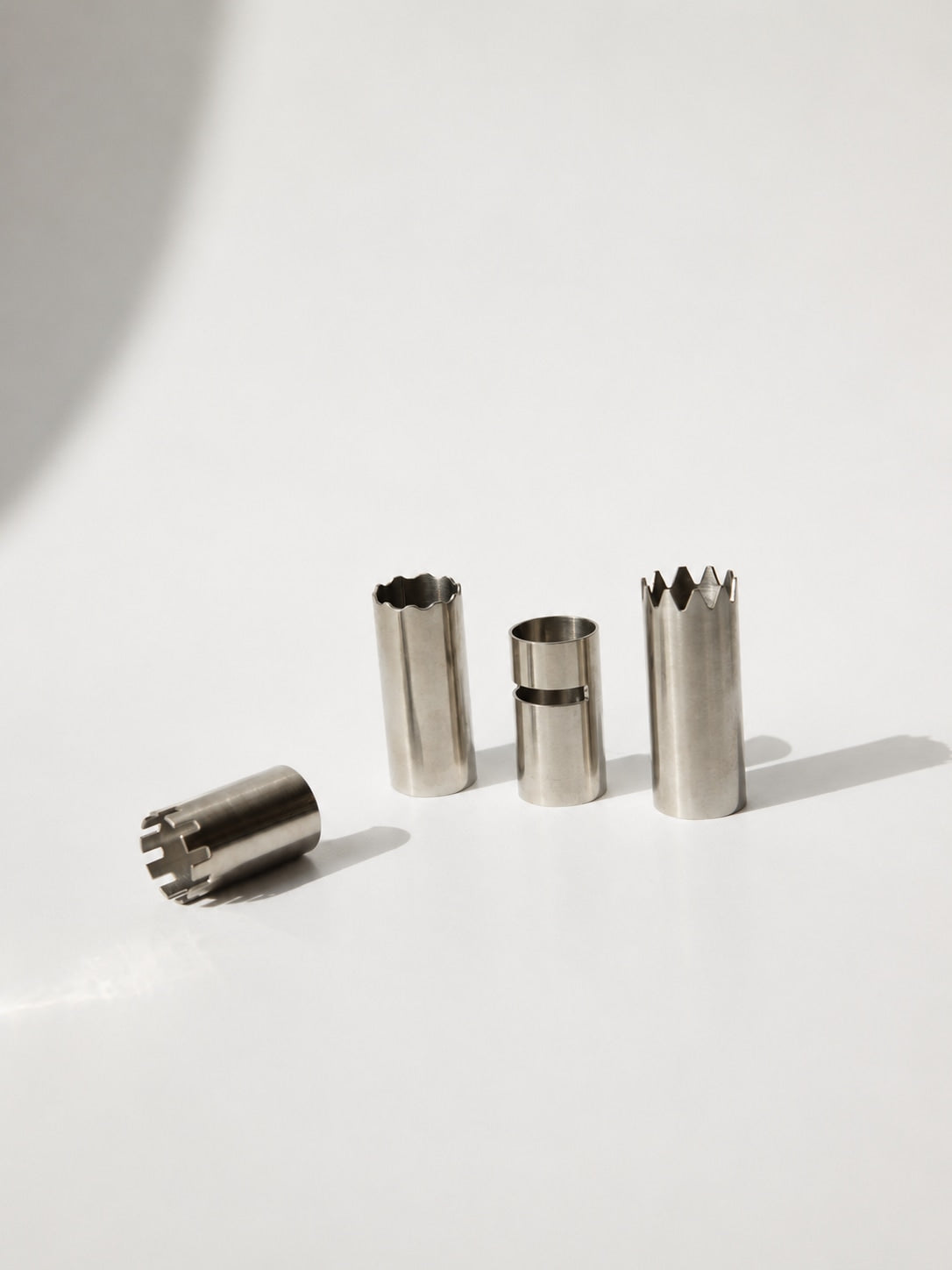 Rare Italian Modernist Steel Chess Set, Architectural Geometric Design — detail view