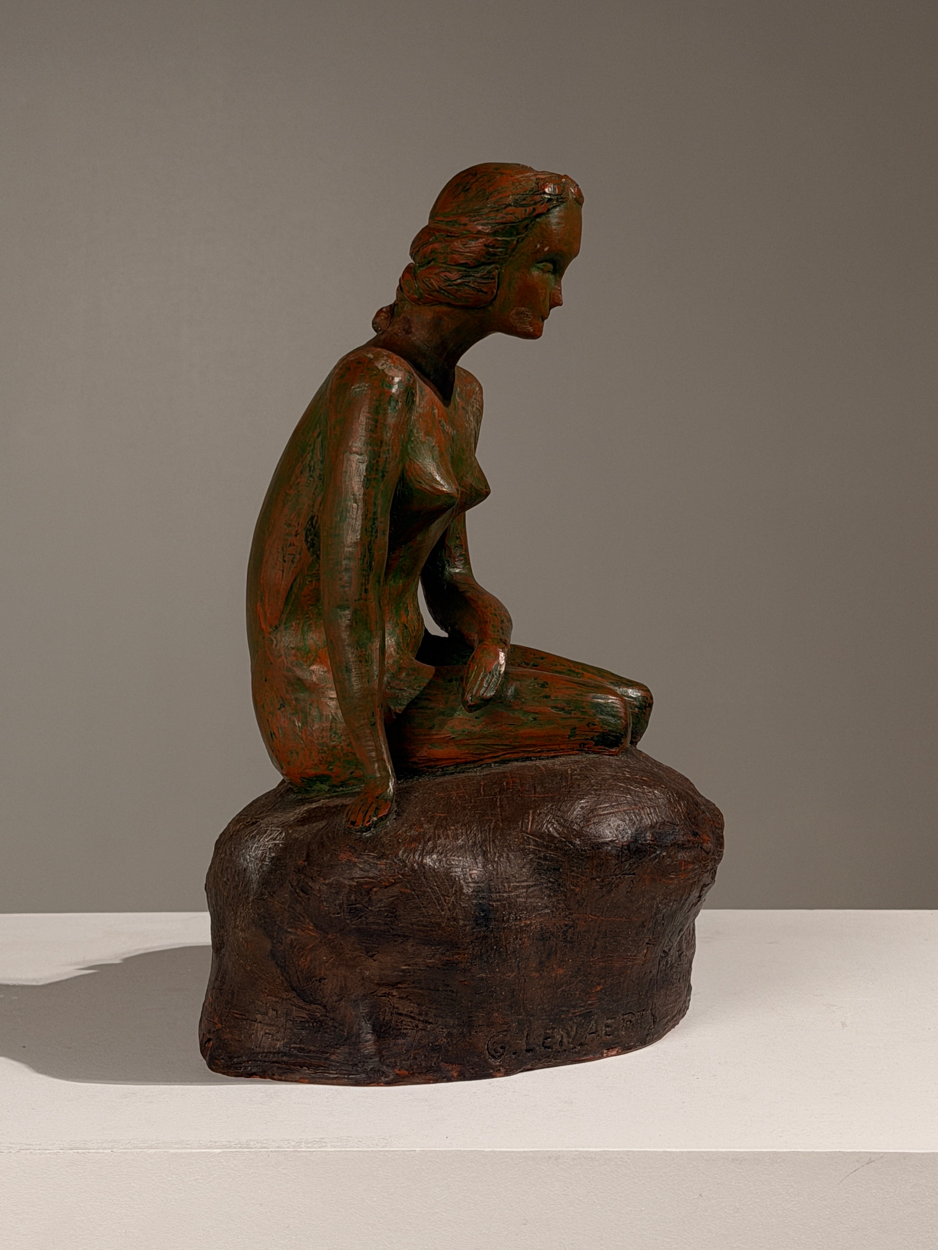 Seated female nude on a rock, terracotta, G. Lenaerts, circa 1930 — close-up