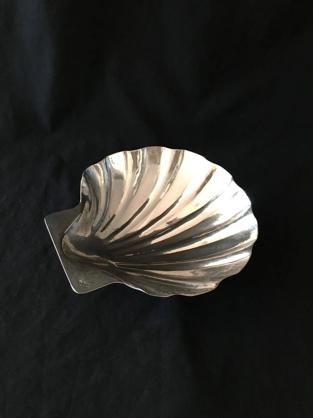 Cassetti Firenze Silver-Plated Shell Centerpiece — close-up