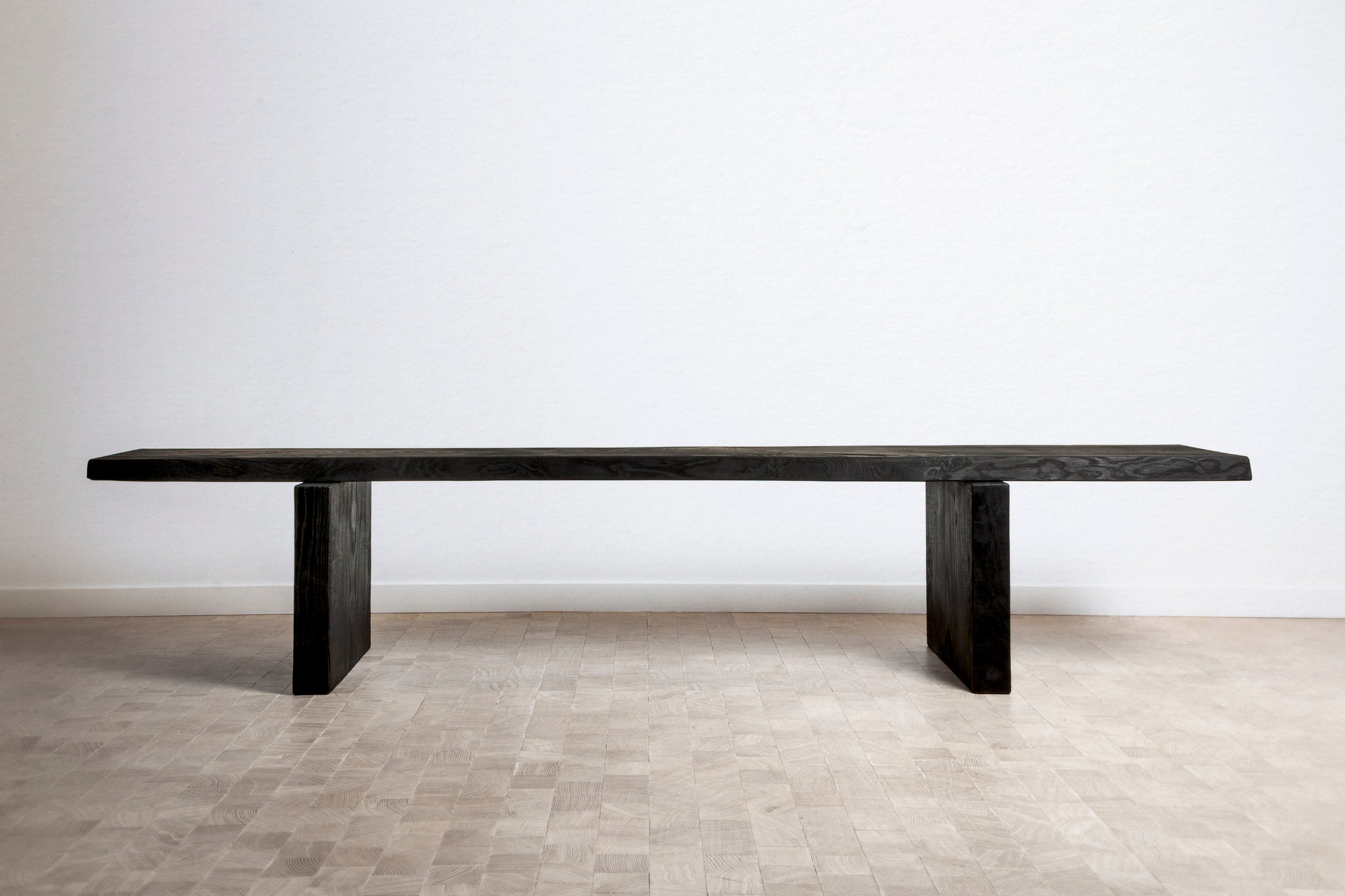 BENCH ( 01 ) — lifestyle setting