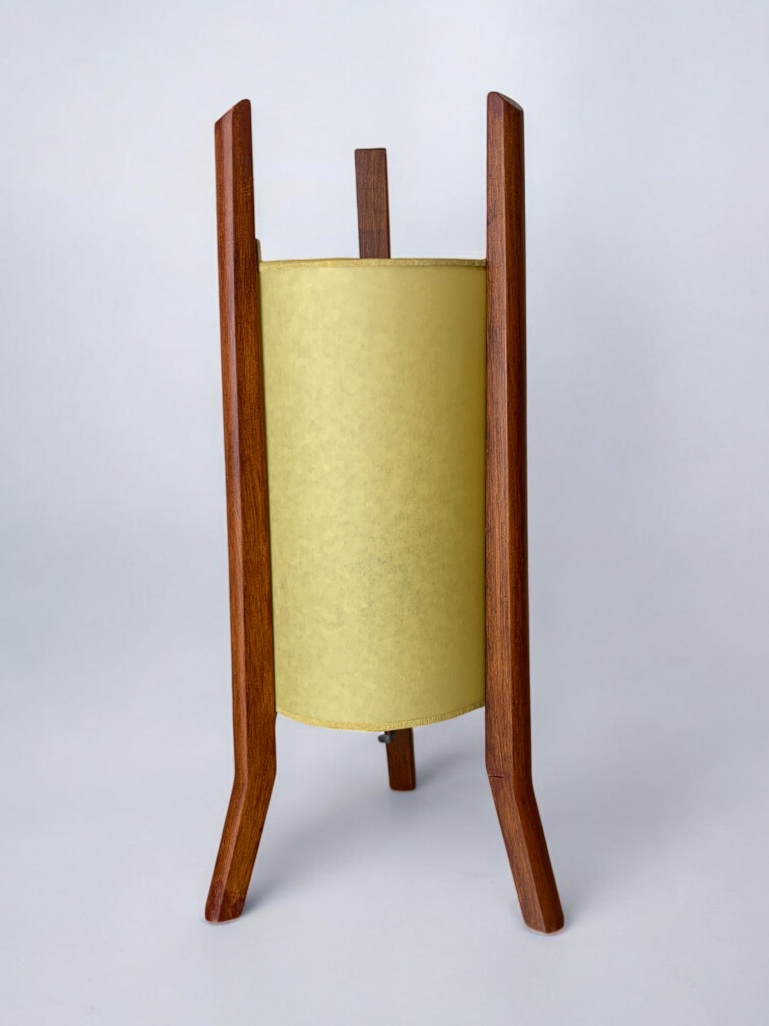 Rumba lamp by Elena Poch for Taller Uno, Spain, 1980's — detail view